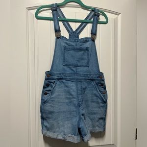 Hollister High Rise Mom Short Overall 4” Size Small